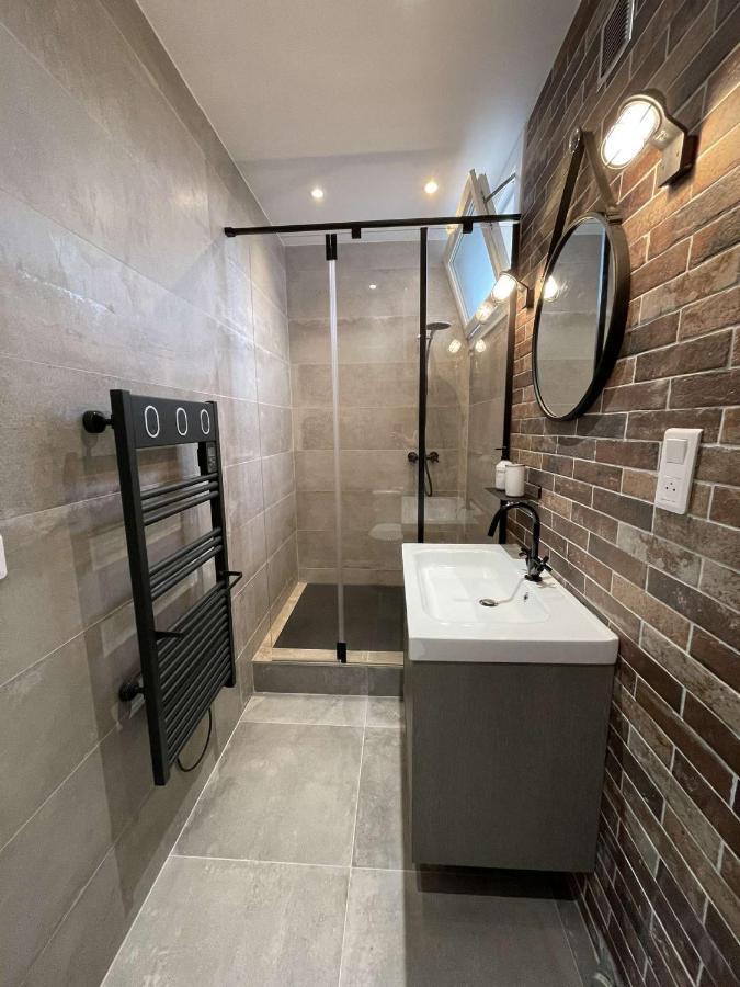 Ajaccio Magnifique T2 45M2 Neuf 5 Personnes Clim Wifi Stationnement Gratuit Centre Ville Plage A 300M מראה חיצוני תמונה